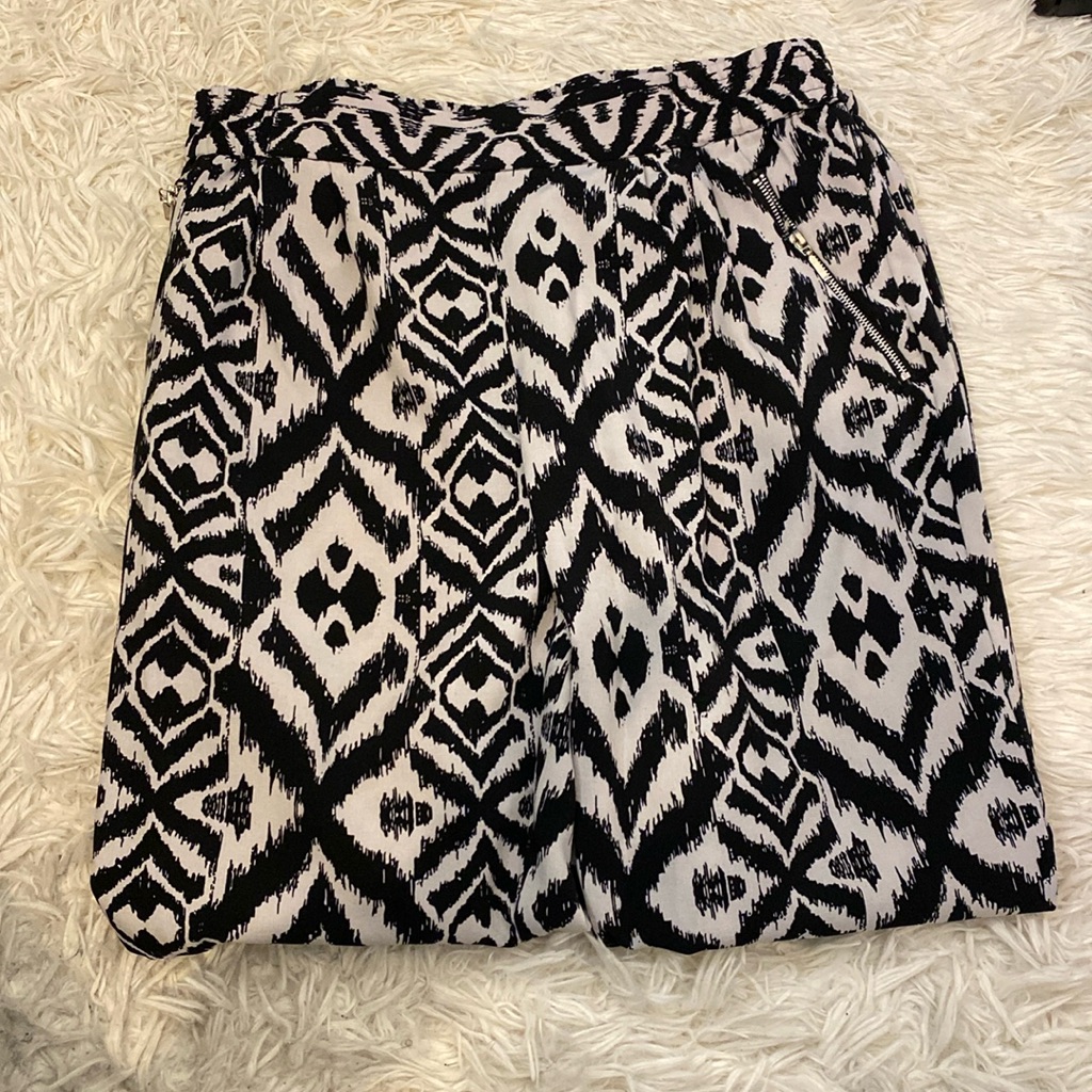 Black  White Cuffed Trouser